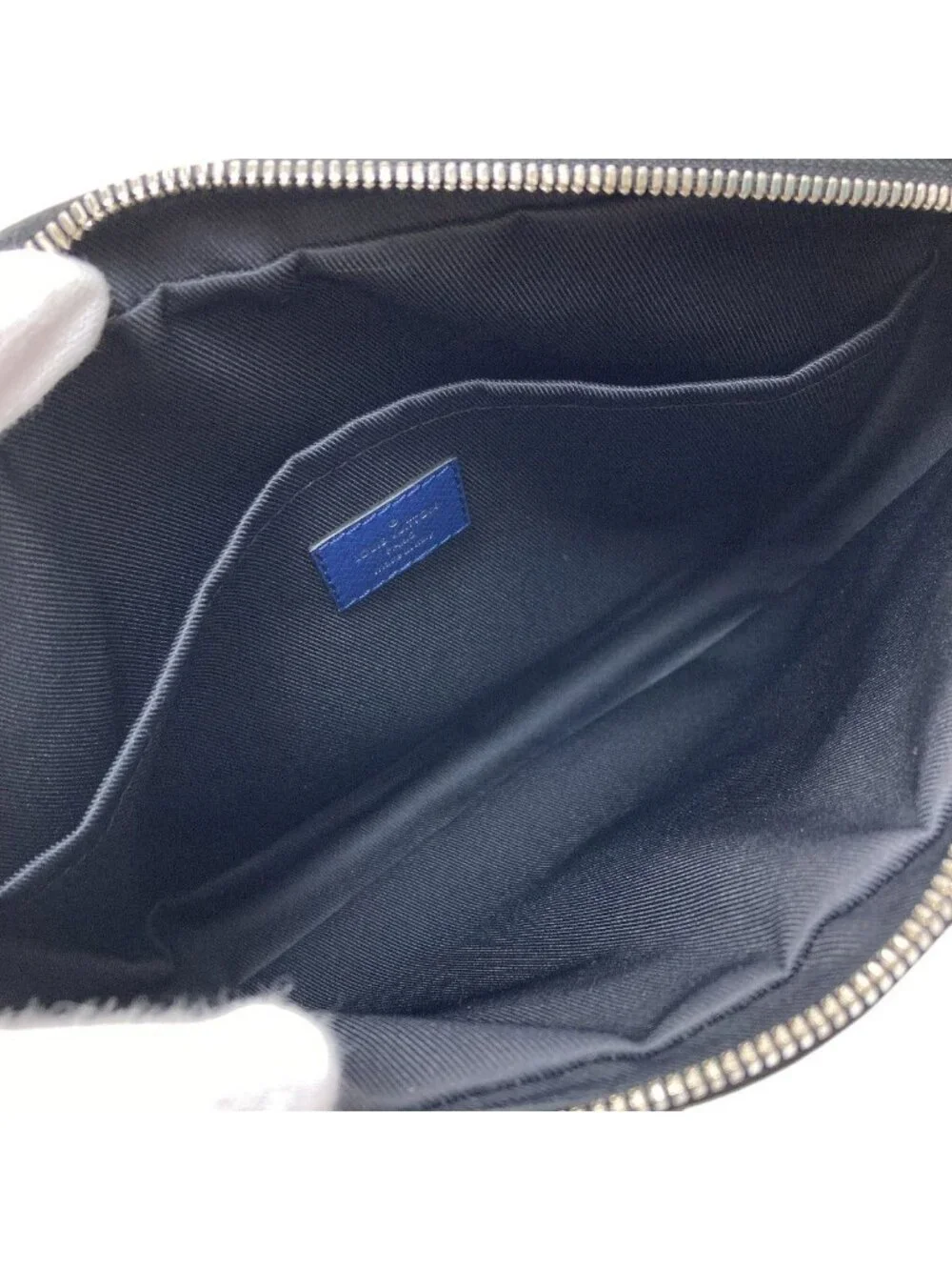 Louis Vuitton Outdoor Messenger PM Shoulder Bag Taigarama